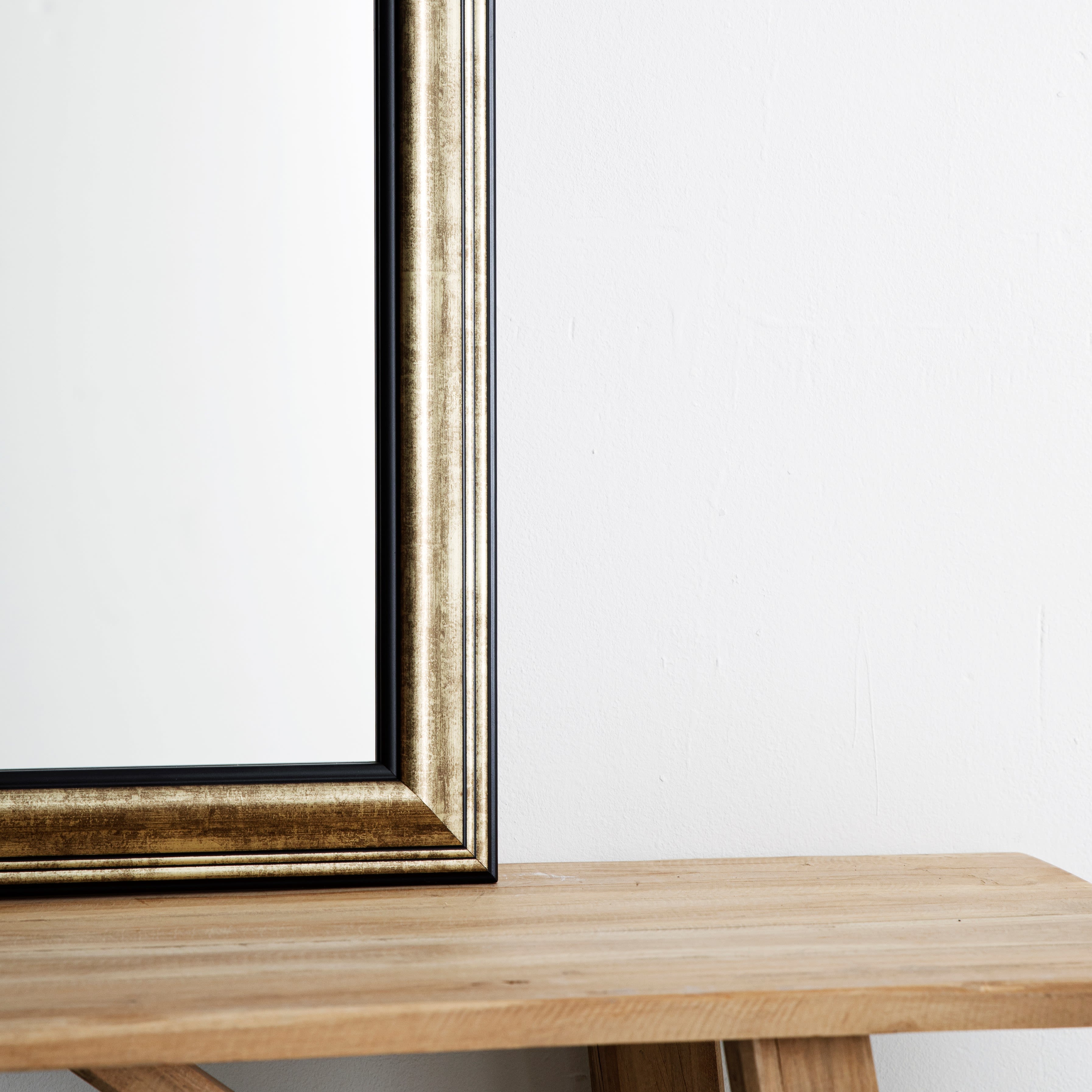 Wandspiegel 40x60 Cm Met Een Moderne MDF-houten Lijst - Op Maat Gemaakte Spiegels Voor Elke Ruimte